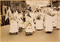 800px-Suffrage_parade-New_York_City-May_6_1912